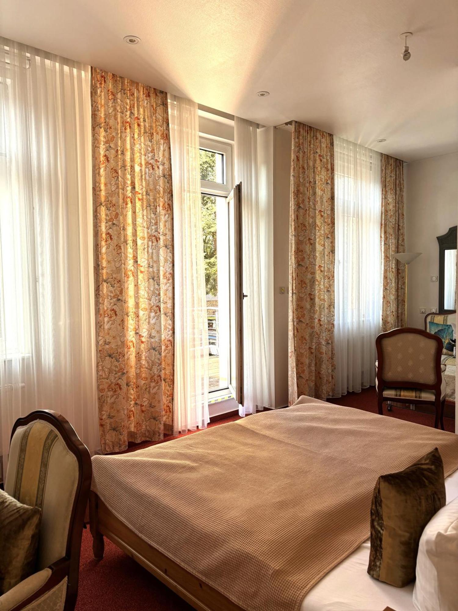 Hotel Villa Hentzel Βαϊμάρη Εξωτερικό φωτογραφία
